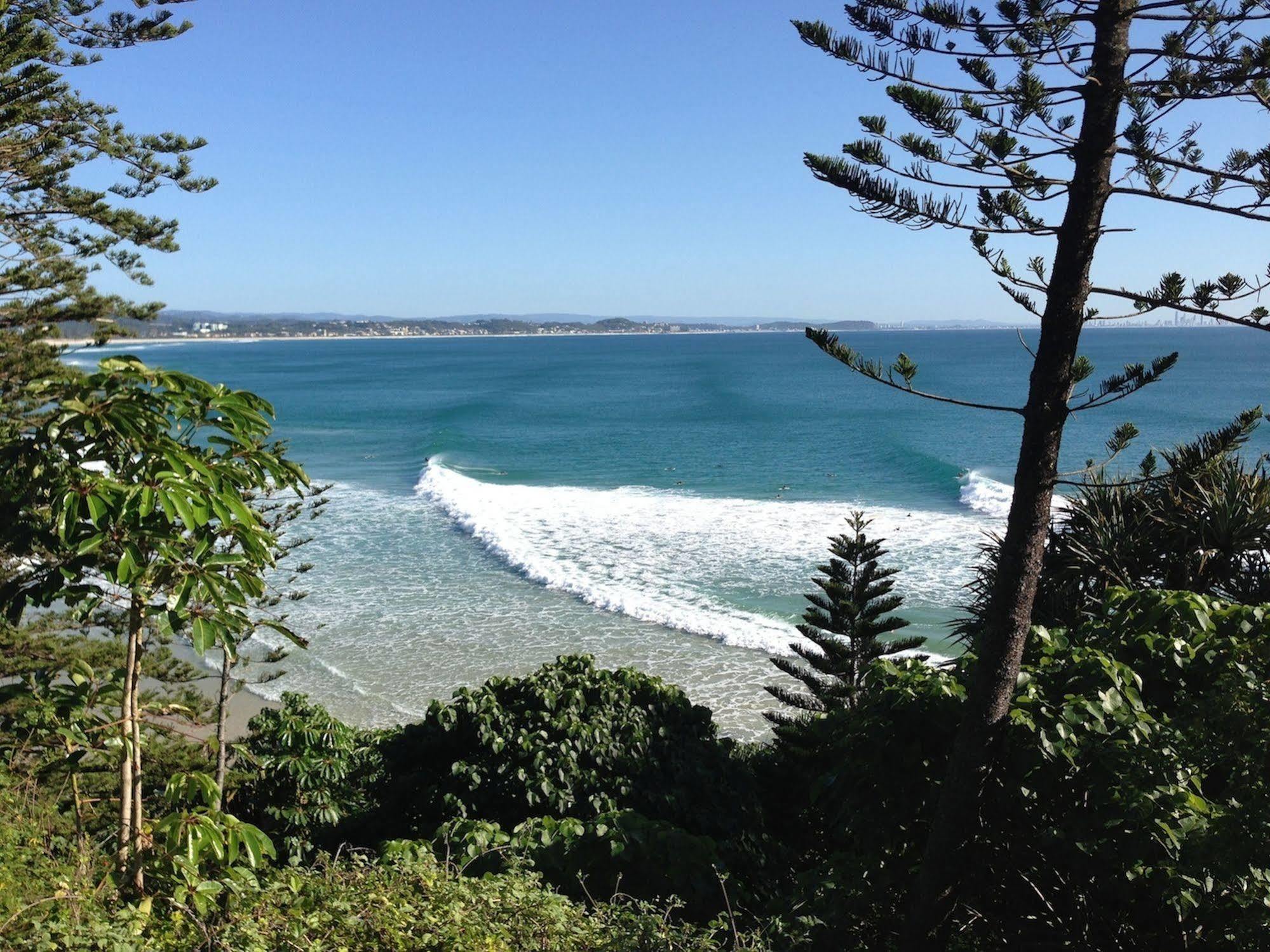 Komune Resort And Beach Club Greenmount Beach Coolangatta Extérieur photo