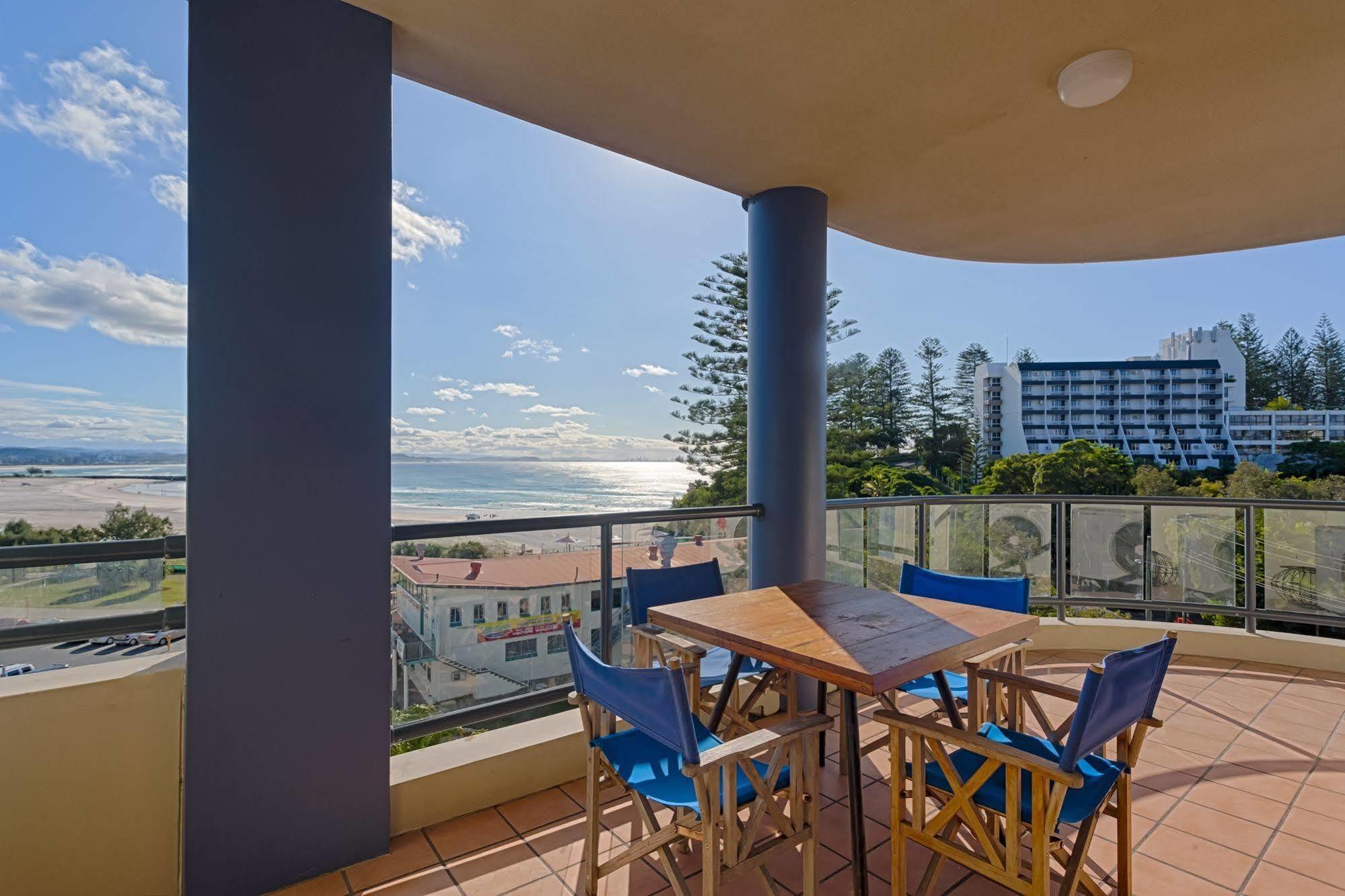 Komune Resort And Beach Club Greenmount Beach Coolangatta Extérieur photo